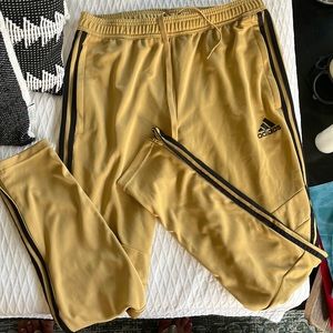 🌟 Adidas Gold L Sweatpants 🌟